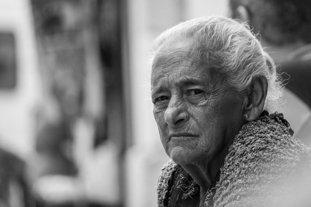 lisbon, old lady, skeptical-1143729.jpg